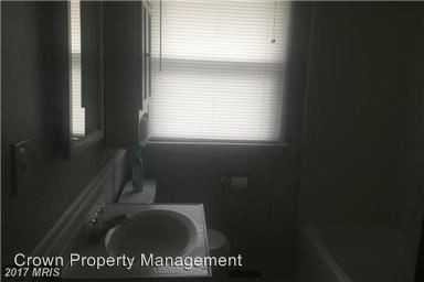 806 Georgia Ave - Photo 2 of 12