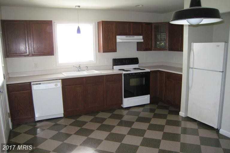 134 Fayette St - Photo 2 of 7