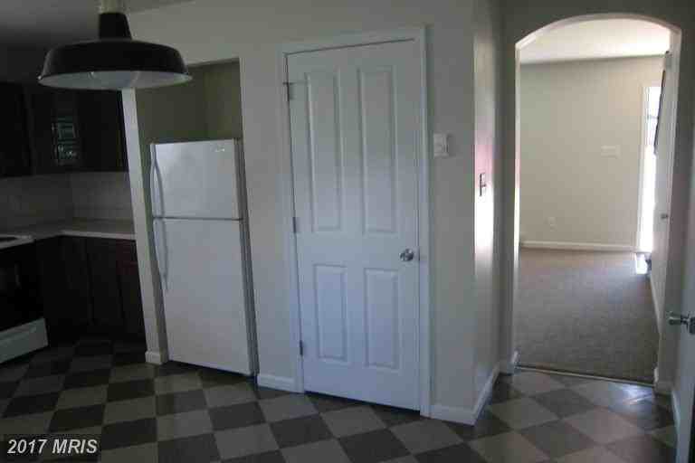 134 Fayette St - Photo 3 of 7