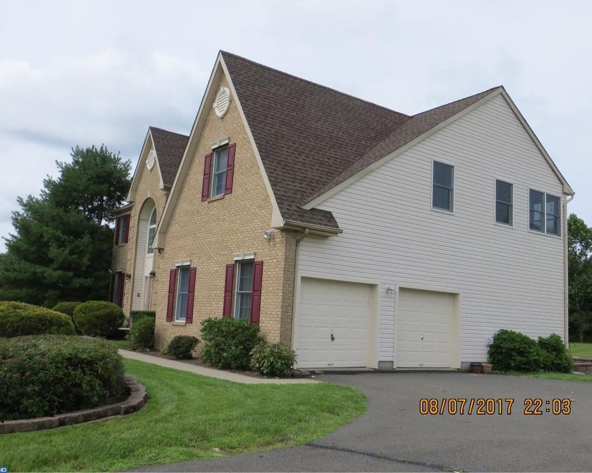 307 Hawthorne Pl - Photo 2 of 25