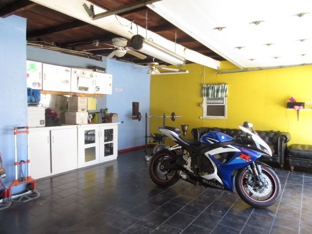 3018 Hope St - Photo 3 of 41