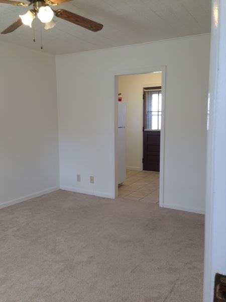 119 Roosevelt Ave - Photo 2 of 10