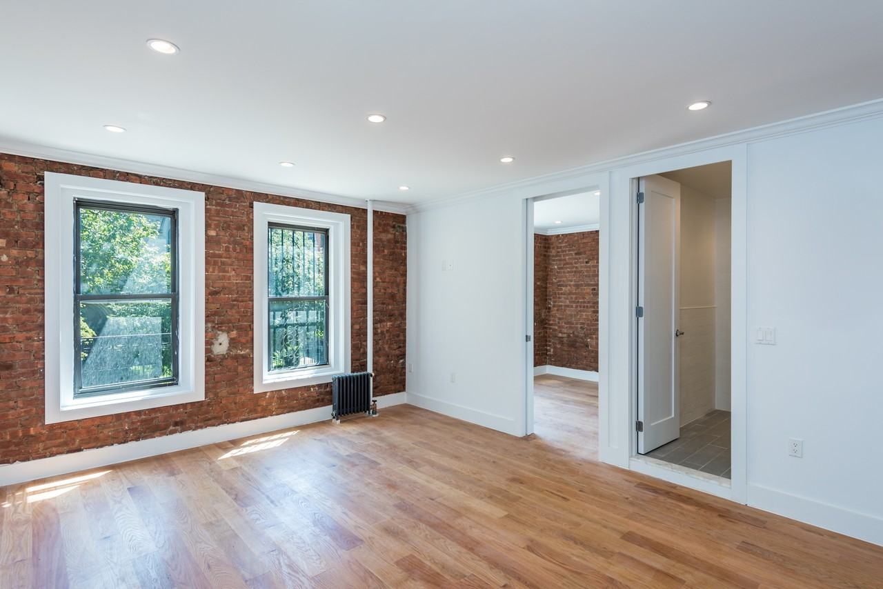 250 Washington Avenue #b1