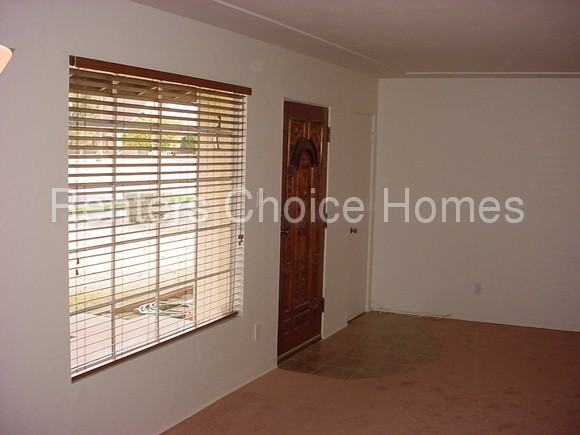 933 W Campus Dr - Photo 2 of 22