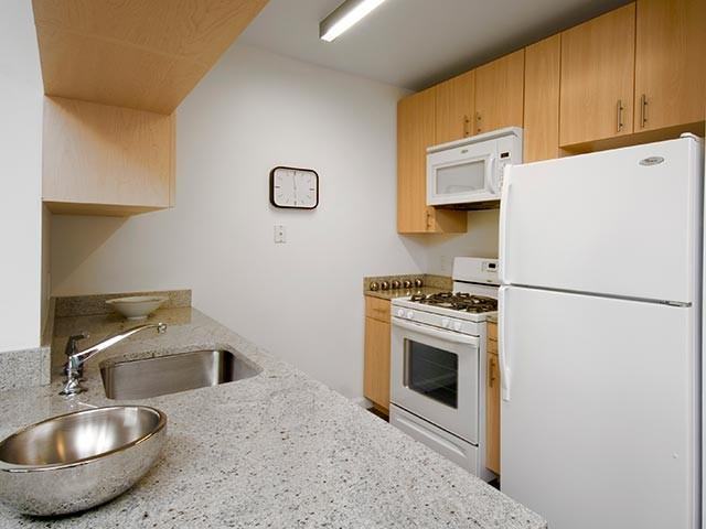 515 W 52nd St #16G - Photo 3 of 5