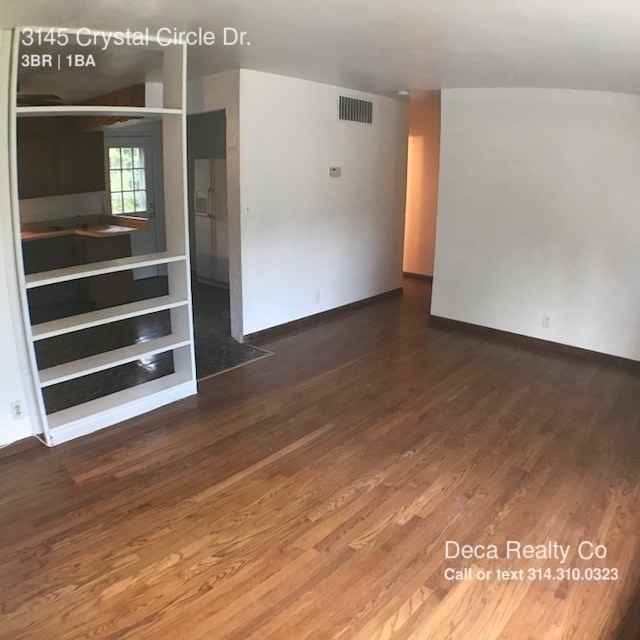 3145 Crystal Cir Dr - Photo 3 of 13