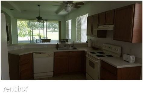 1911 Sterling Glen Ct - Photo 2 of 10