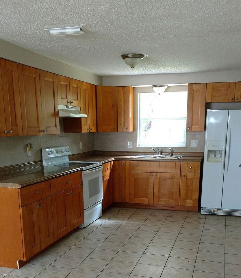 3107 Birch Ct - Photo 3 of 5