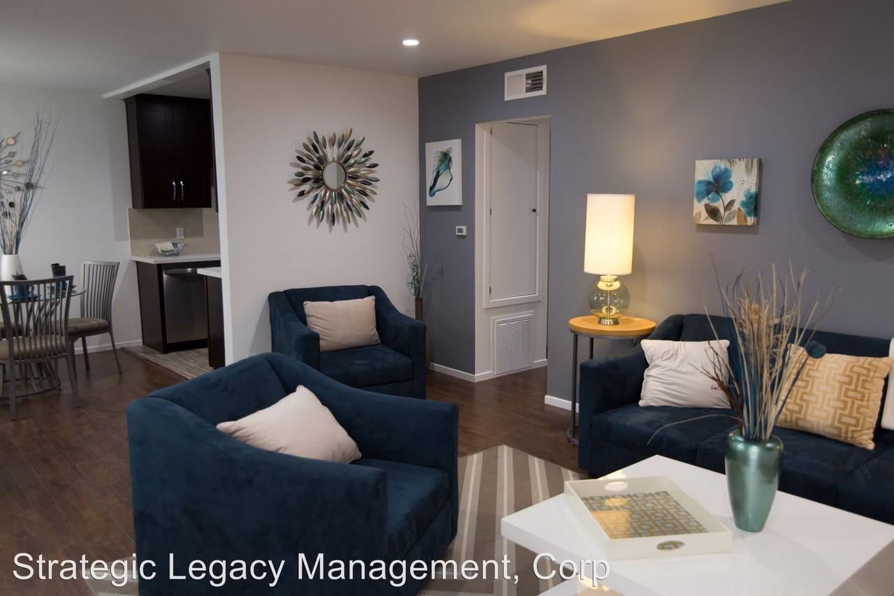 5831 Carlton Way - Photo 2 of 14