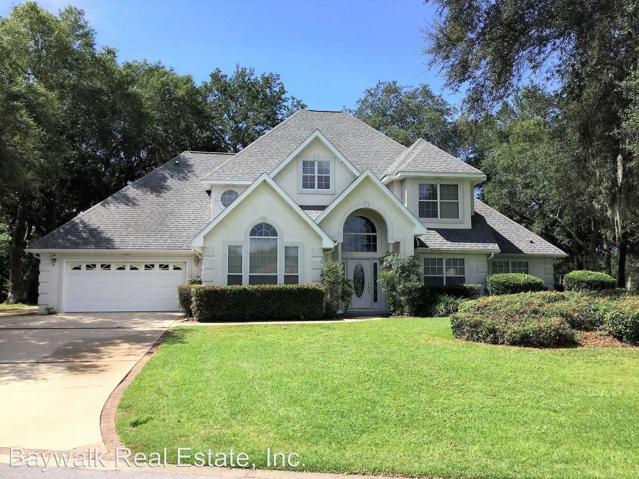 218 Windward Cove E