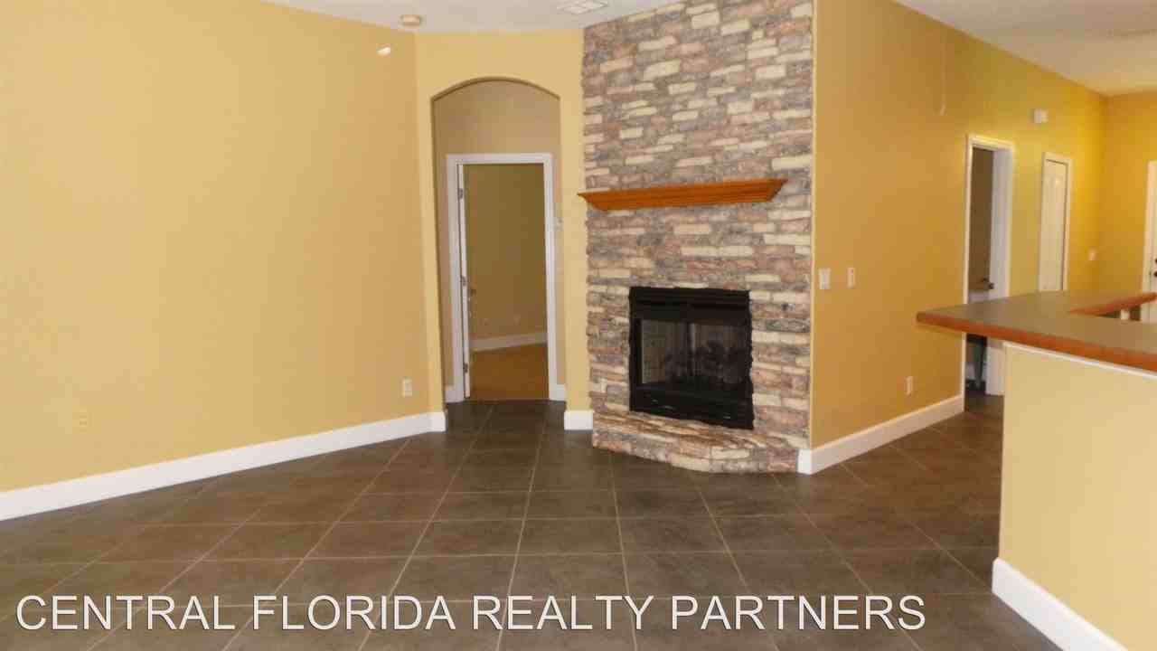 30542 Kumquat Ave - Photo 3 of 18