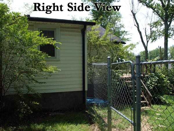 944 N Franklin Ave - Photo 2 of 8