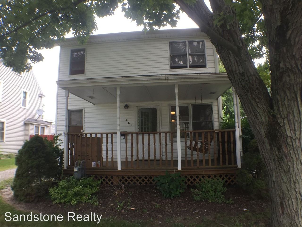 561 West St - Photo 3 of 32