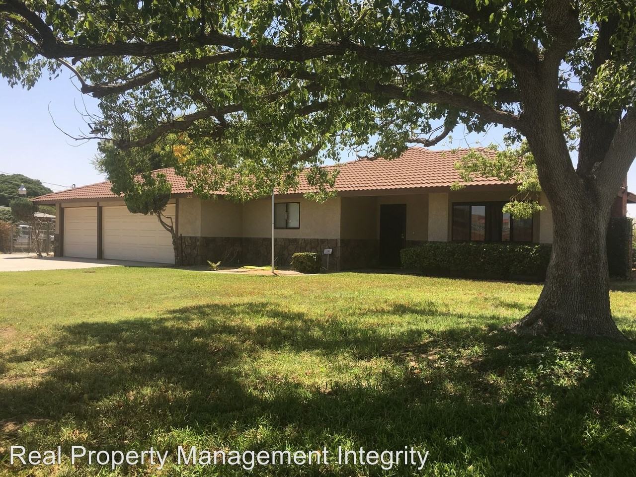 10676 Citrus Ave - Photo 2 of 23