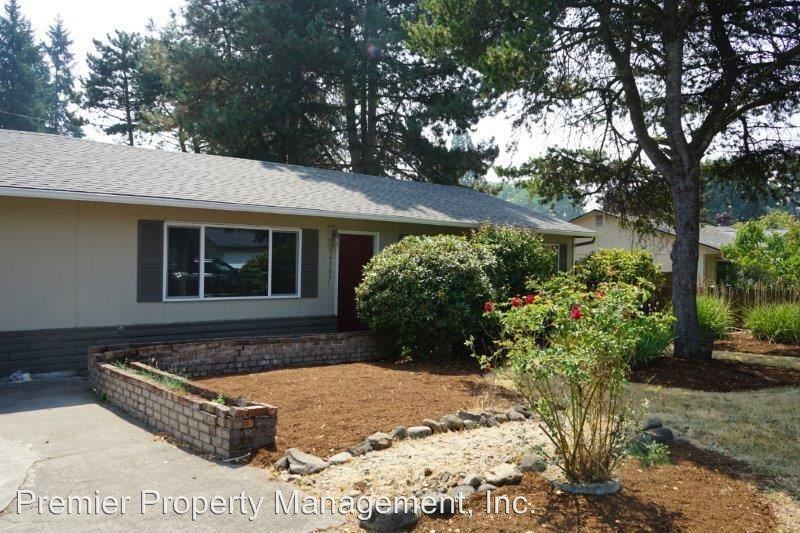 14307 NE 79th St - Photo 2 of 12