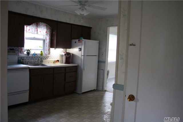 49 3rd Ave - Photo 3 of 9