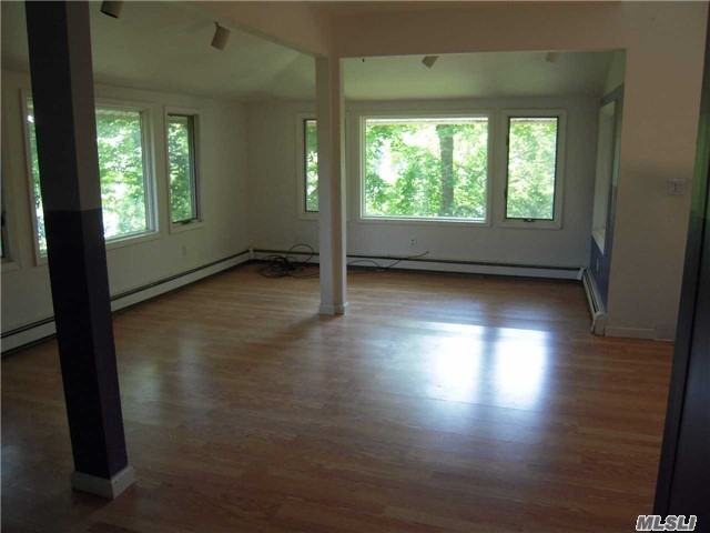 1 Woodland Ln - Photo 2 of 19