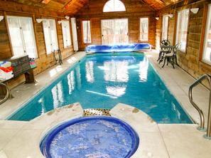 146 Elizabeth Ct - Photo 2 of 23