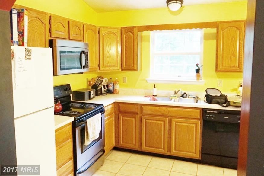 1108 Range Rd - Photo 2 of 23