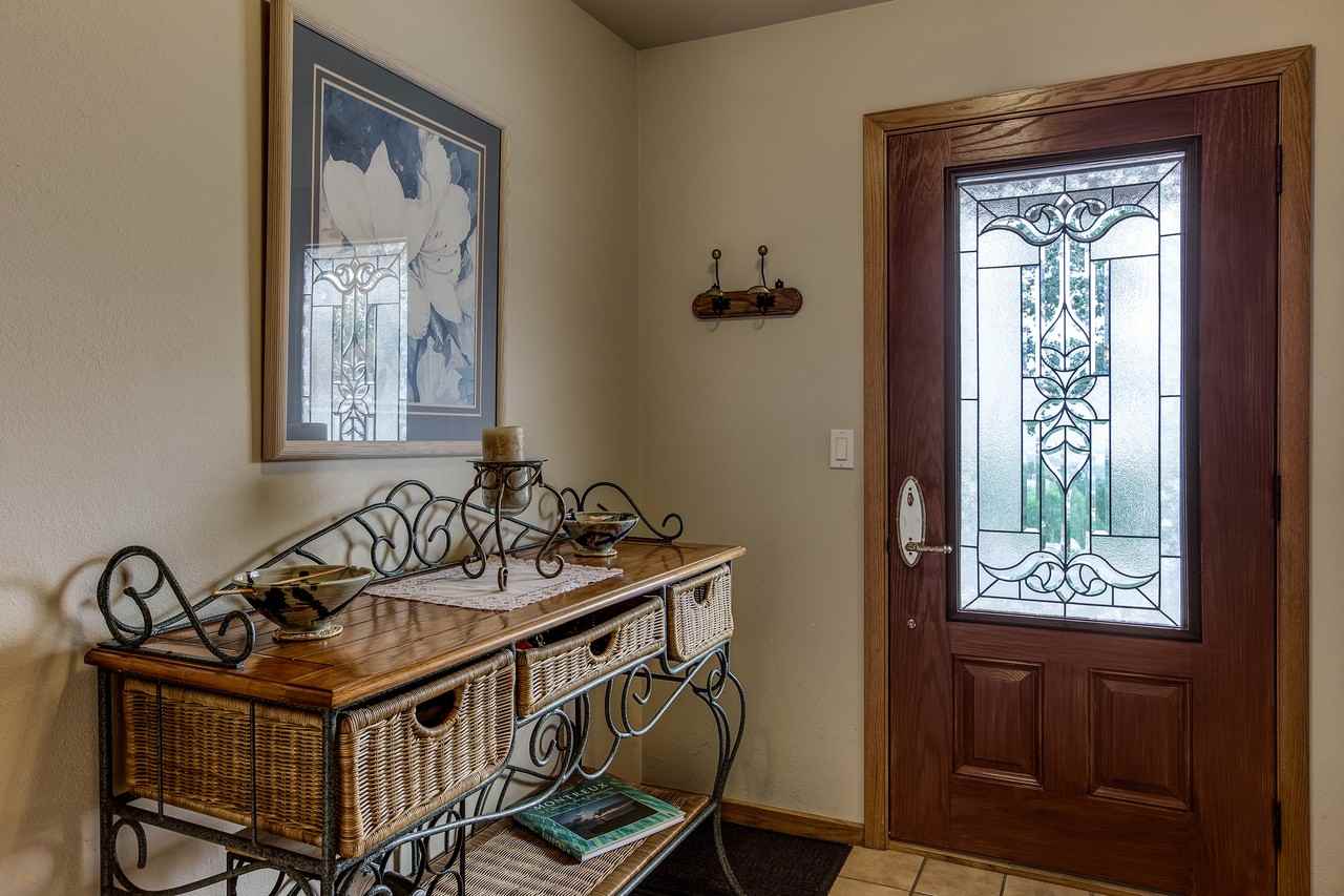 1400 Overlook Dr - Photo 2 of 24