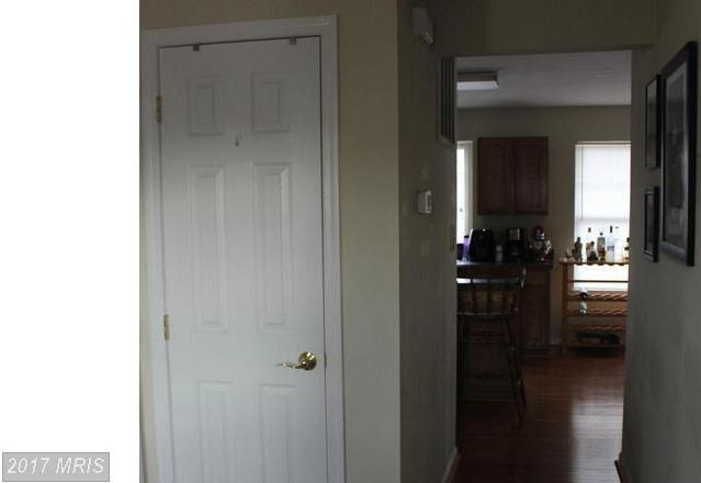 45488 Ballymore Pl - Photo 3 of 12