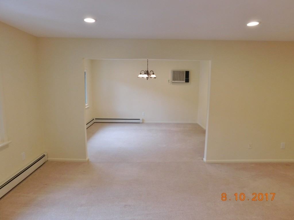 1 Shetland Ln - Photo 3 of 10