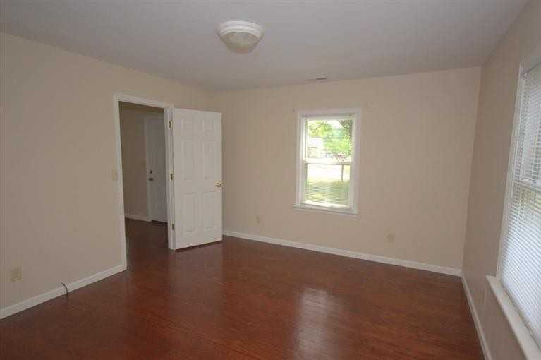 15051 Decoursey Pike - Photo 2 of 10