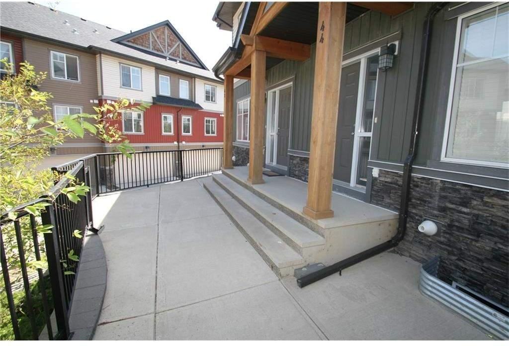 42 Skyview Springs Rise NE - Photo 3 of 19