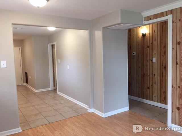 371 Joseph Pl - Photo 3 of 8