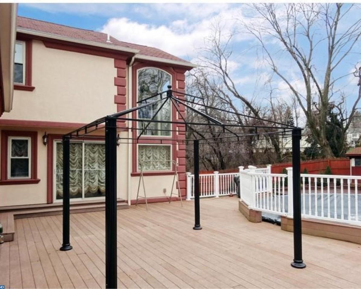 219 Fox Hollow Dr - Photo 3 of 23