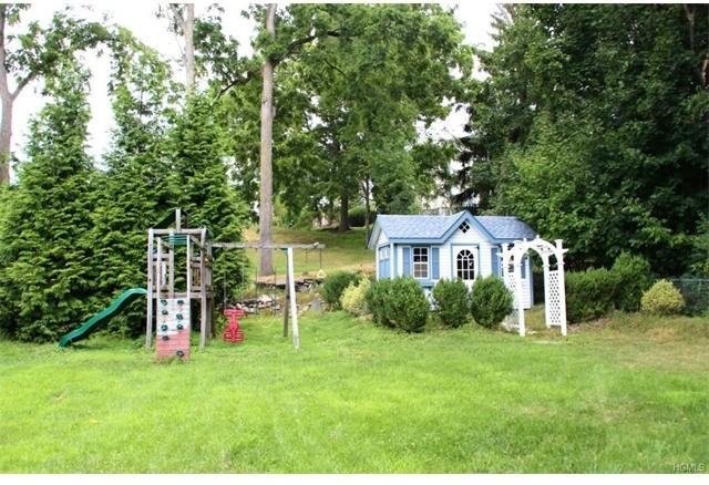 55 Montgomery St - Photo 3 of 29