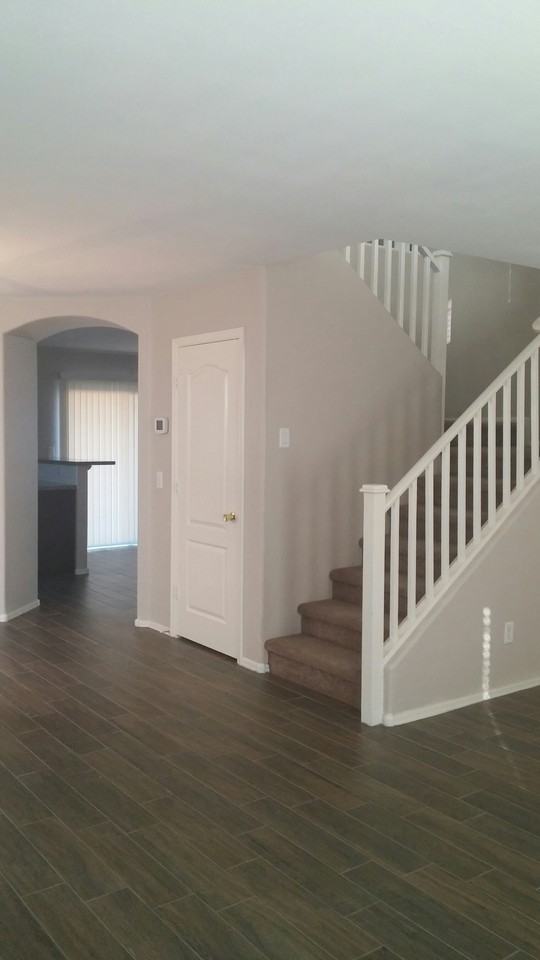 13130 W Clarendon Ave - Photo 3 of 12