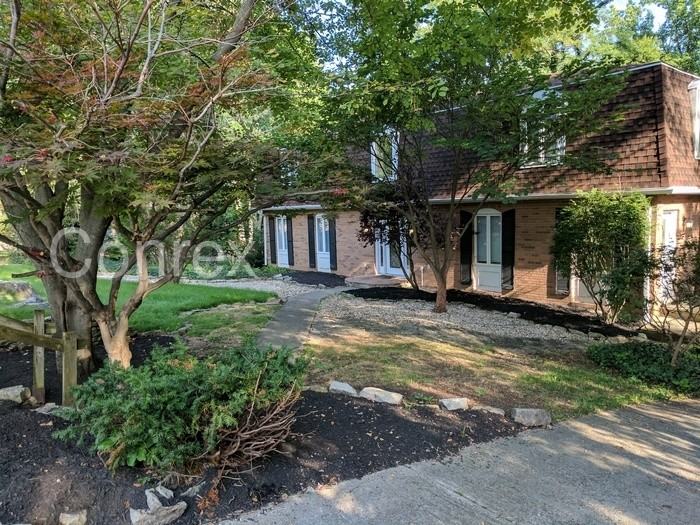 251 Cresthill Ave - Photo 2 of 19