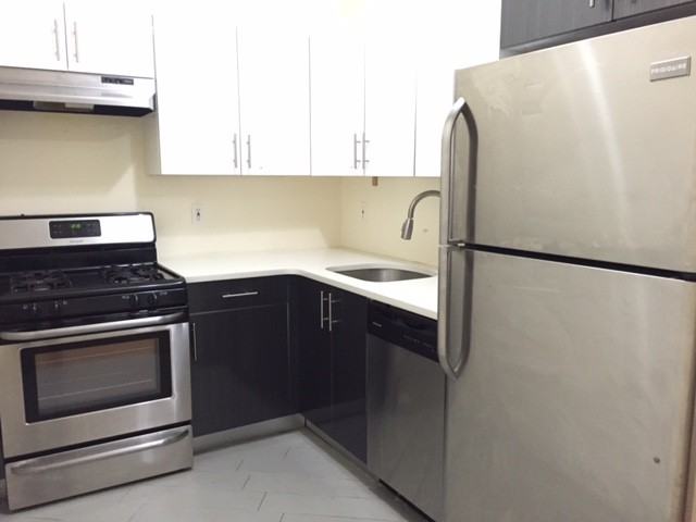229 Jefferson St #2E