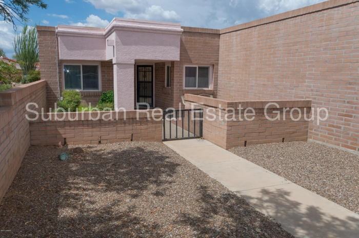 960 W Rio Hondo - Photo 2 of 20