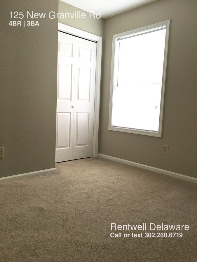 125 New Granville Rd - Photo 2 of 31