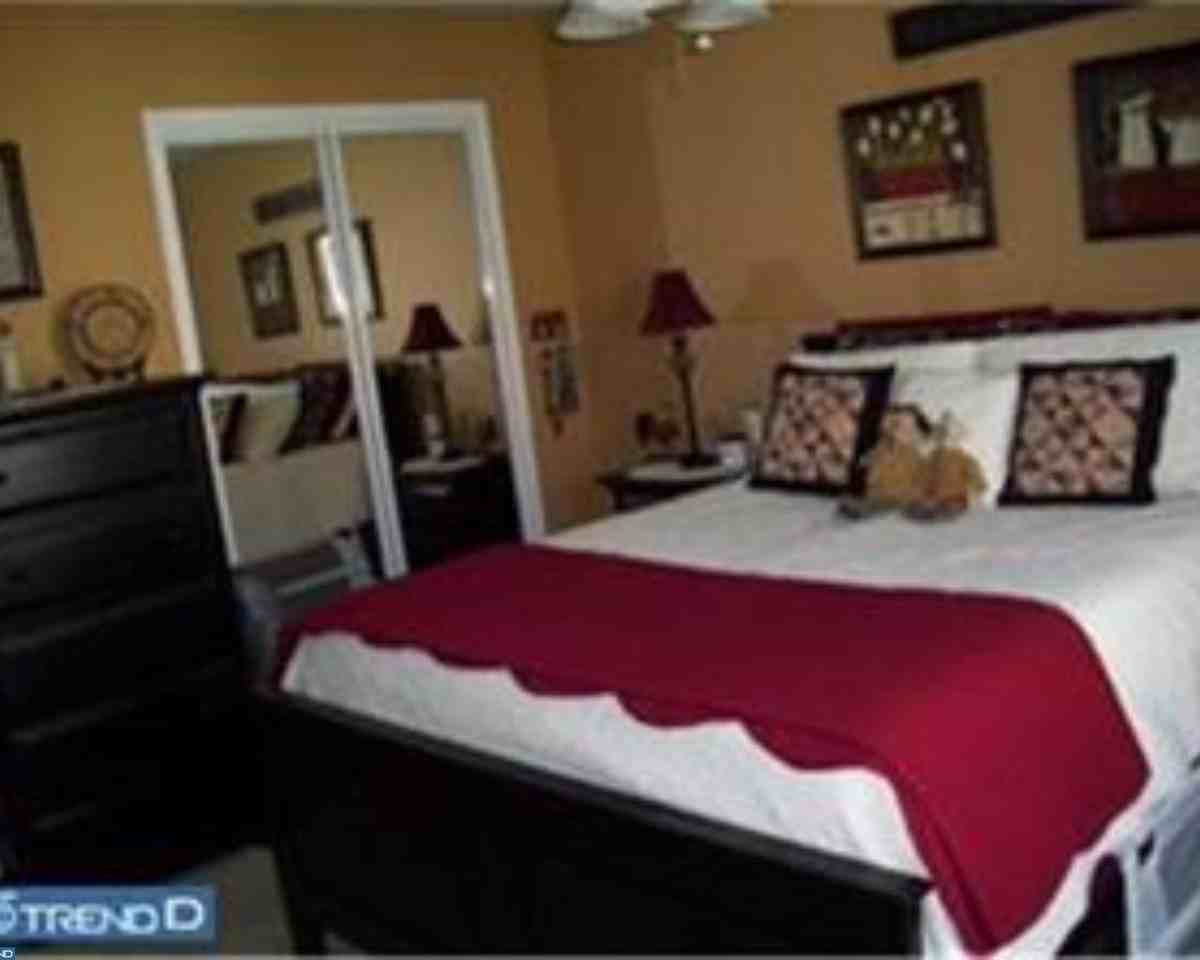 612 Yorkshire Ct - Photo 3 of 11