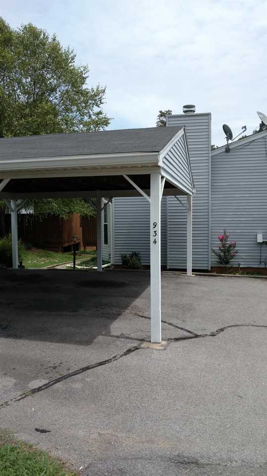 934 Patio Dr - Photo 2 of 2