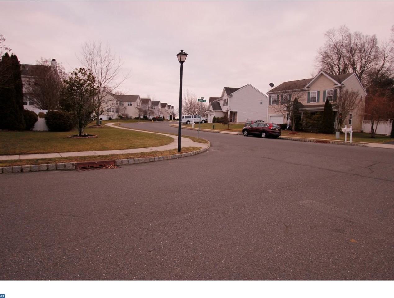 1 Juniper Dr - Photo 2 of 25