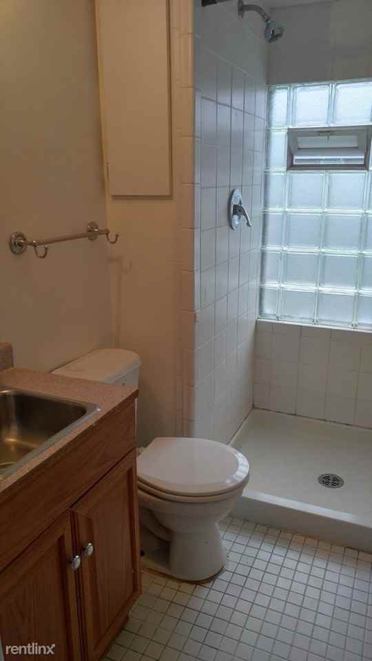 75 Sea View Ave - Photo 3 of 12