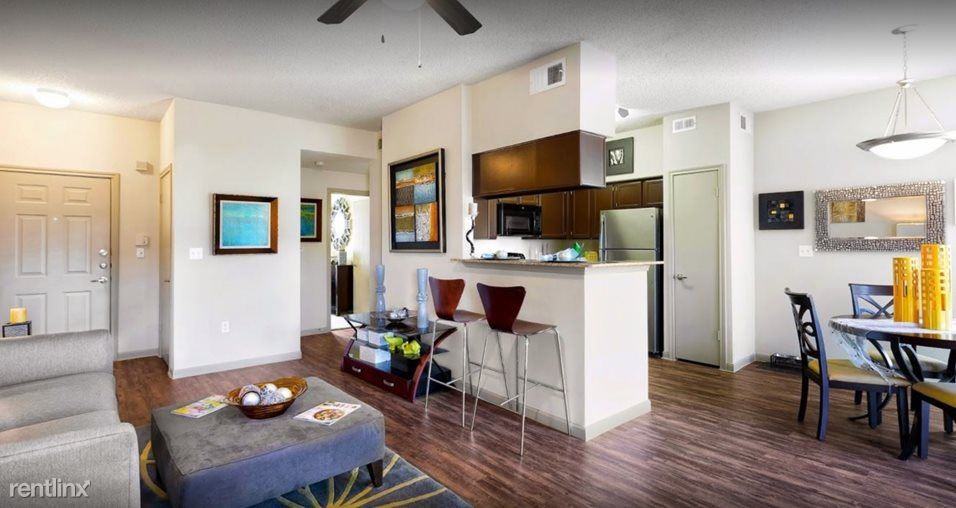 7550 Culebra Rd - Photo 3 of 10