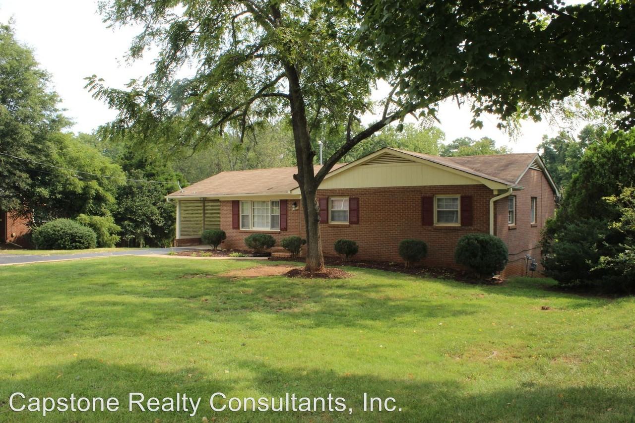 2125 N Peace Haven Rd - Photo 2 of 12