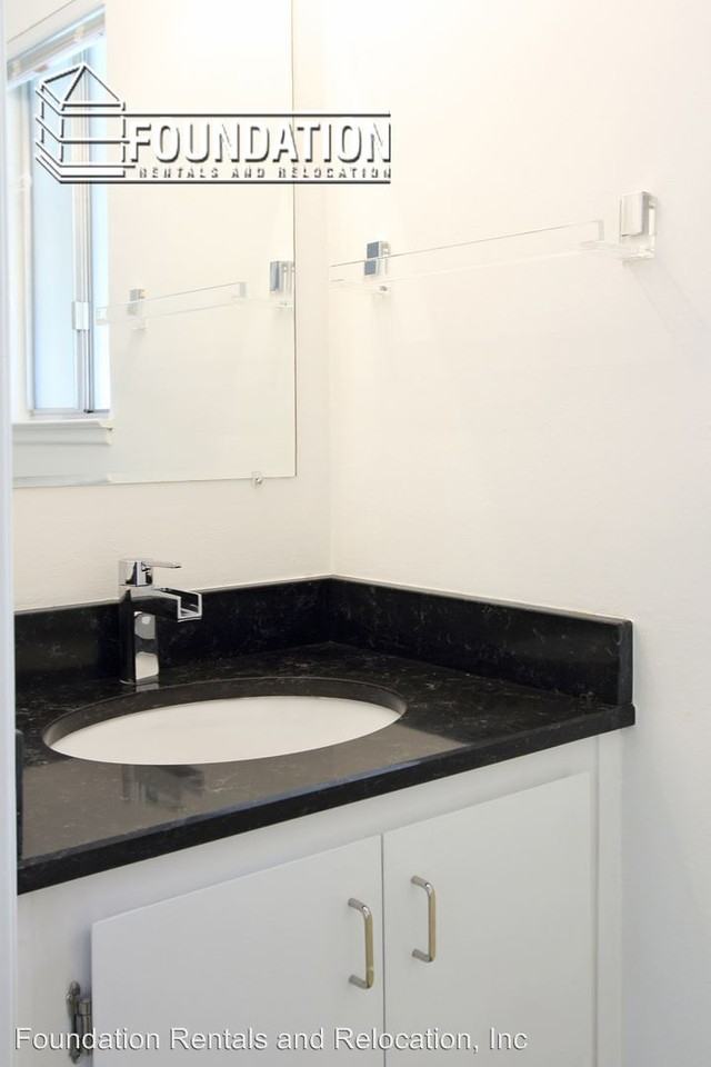 14 Roundtree Blvd - Photo 3 of 8