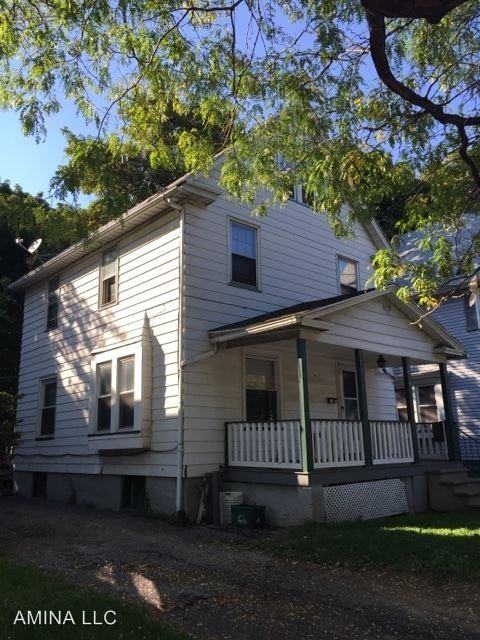 1019 Goodman St N - Photo 3 of 17