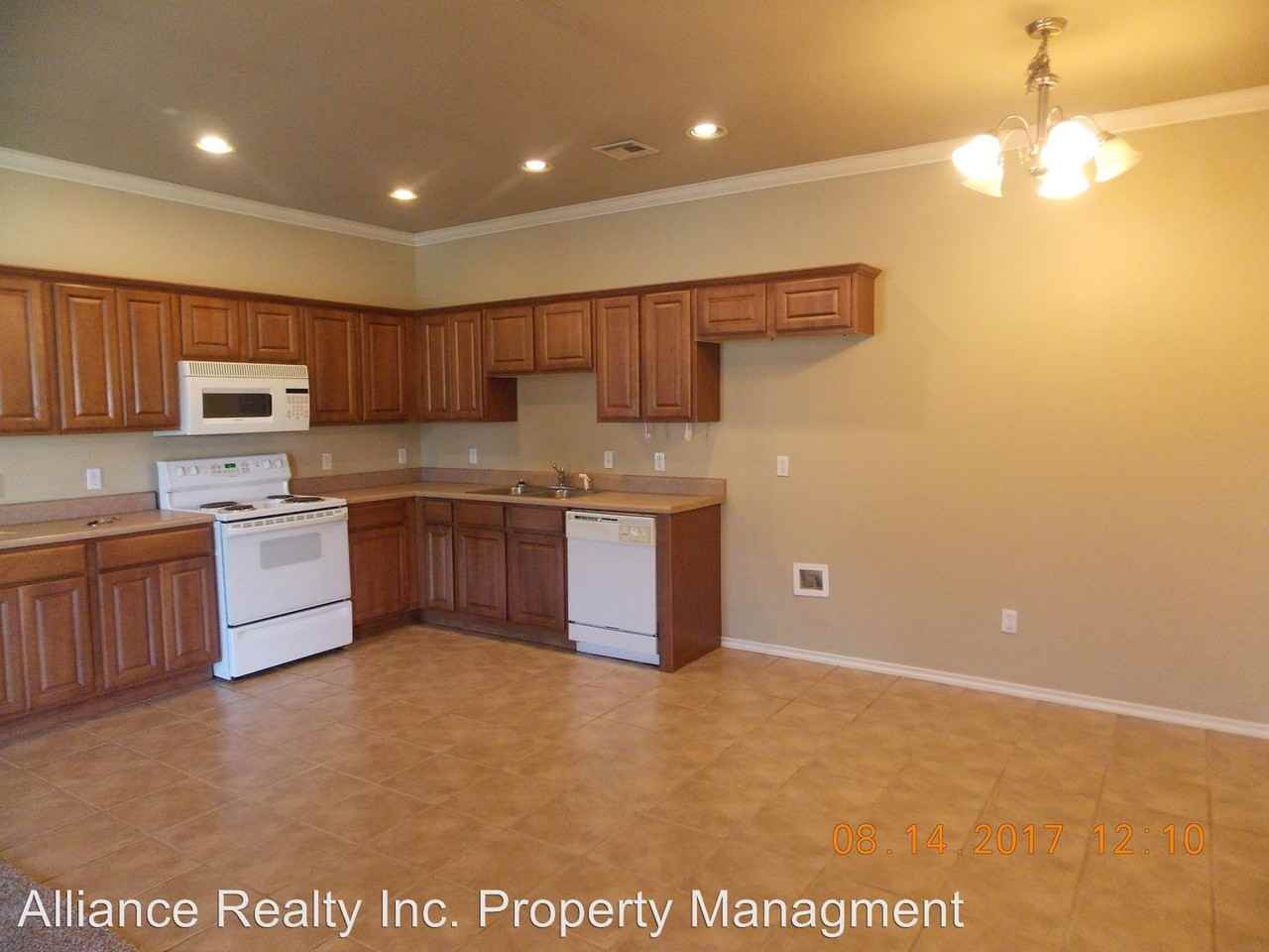 3812 Mathew Dr - Photo 2 of 9