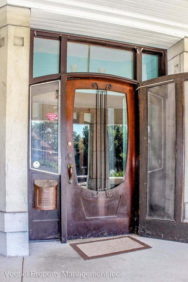 720 E 36th St - Photo 2 of 29