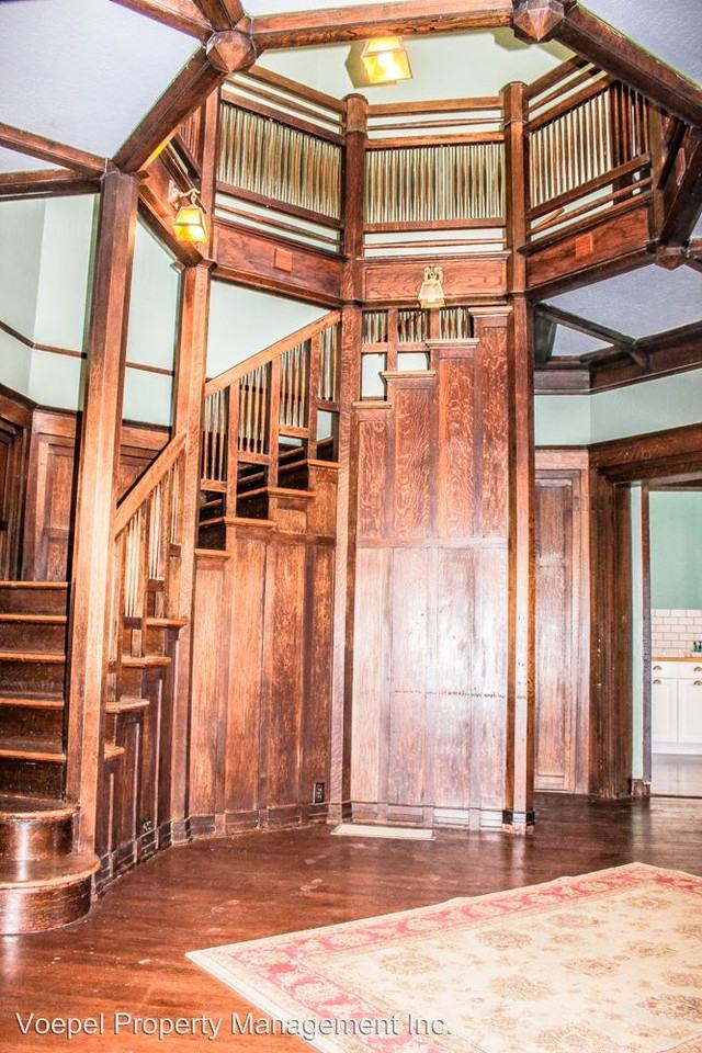 720 E 36th St - Photo 3 of 29