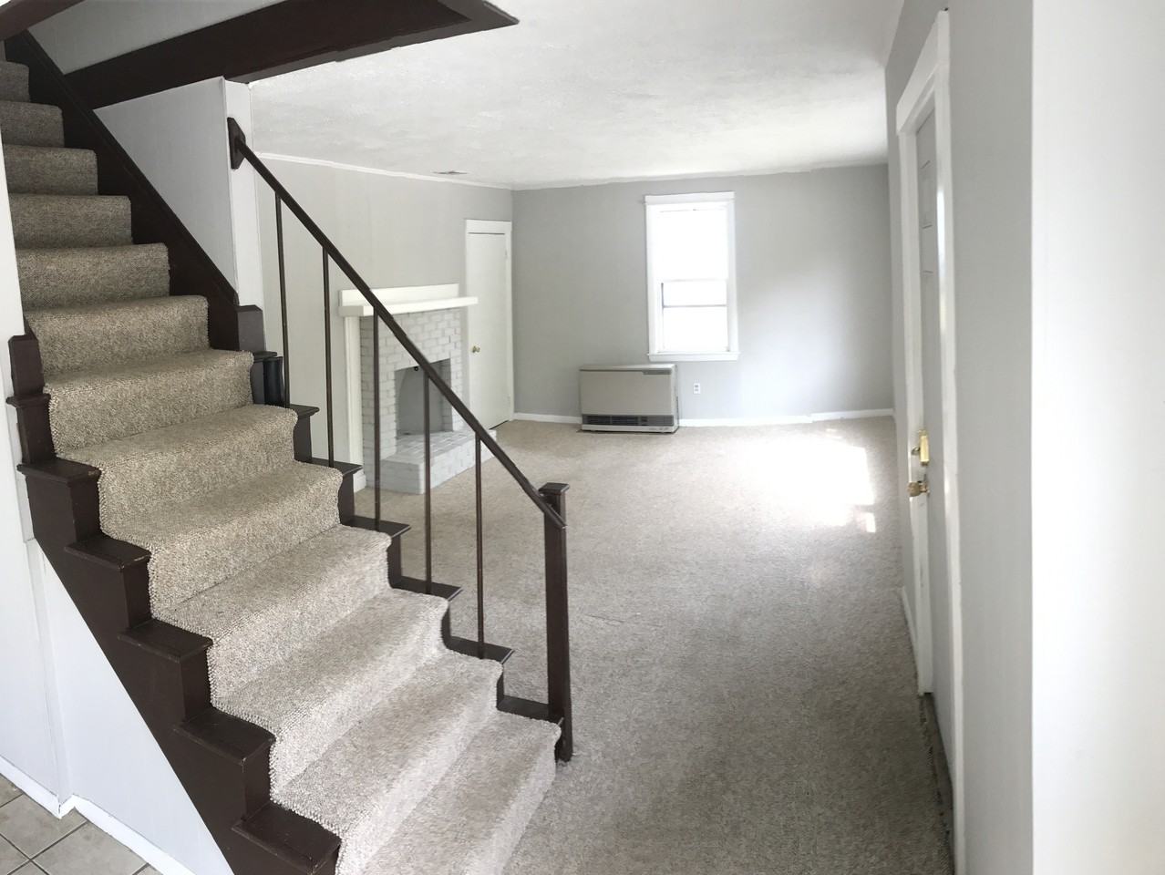 40 Windsor St - Photo 3 of 11