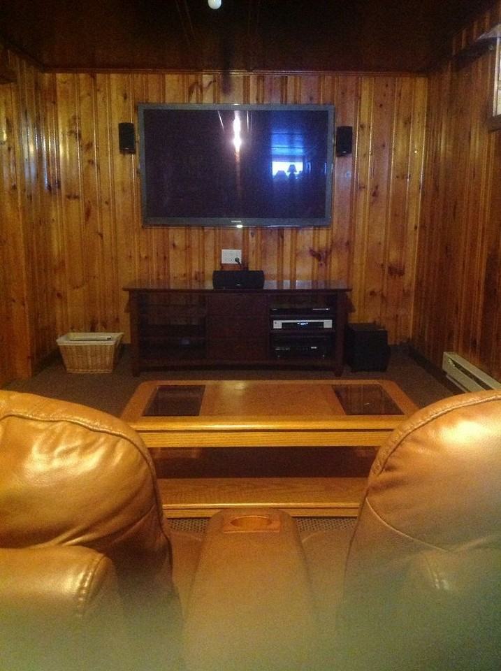 293 Main St - Photo 2 of 4