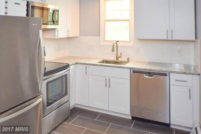 313 South Market Street - Photo 2 of 13